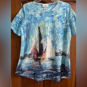 Favorite Casual women’s shirt with linen size M new no tag . Short sleeve